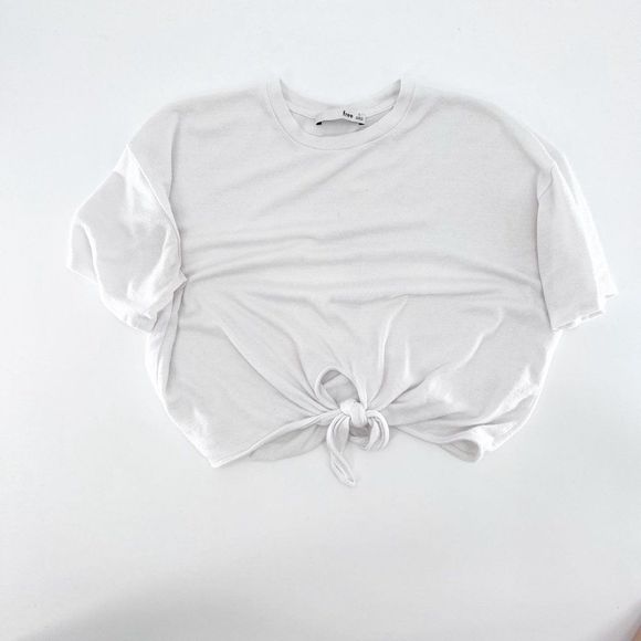 Aritzia Tops - Wilfred Free Women's White Cropped Short Sleeve Tie Front Top Size Small